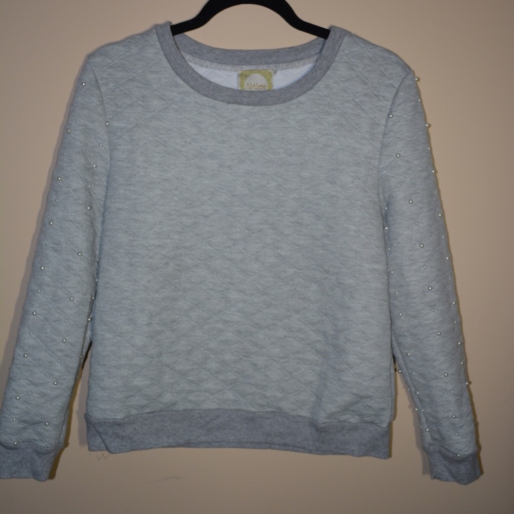 Cropped Sweater with Faux Pearls